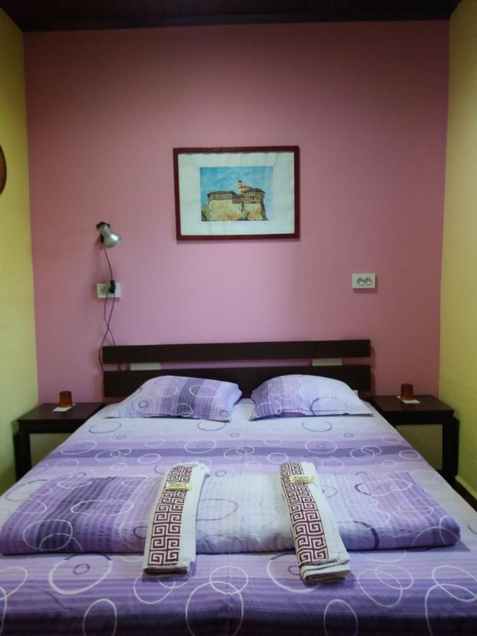 Стаи за гости ОРЕХА Троян Private rooms Oreha Экстерьер фото