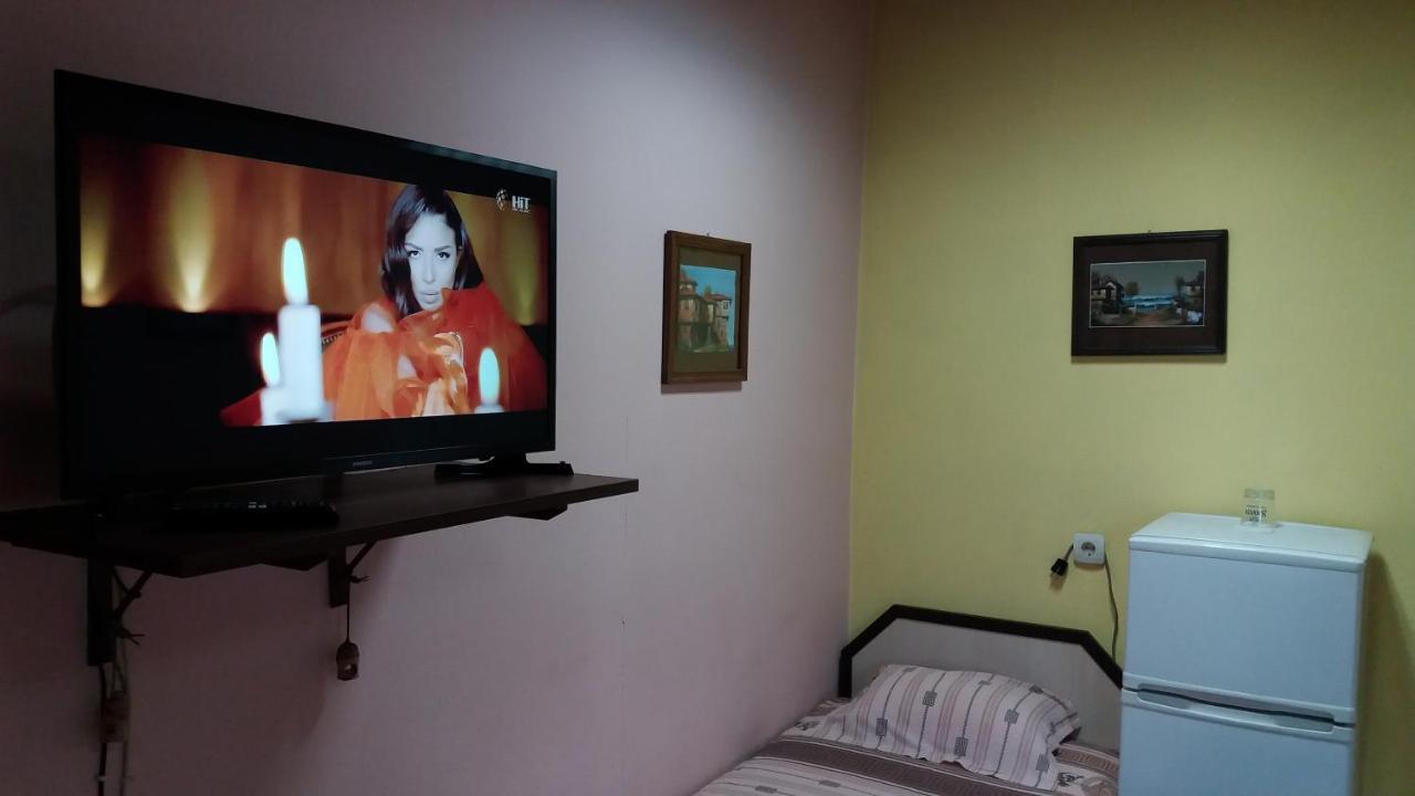Стаи за гости ОРЕХА Троян Private rooms Oreha Экстерьер фото