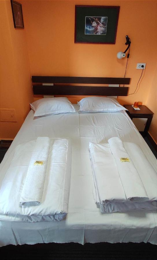 Стаи за гости ОРЕХА Троян Private rooms Oreha Экстерьер фото