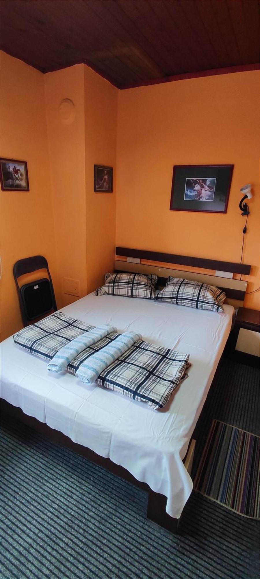 Стаи за гости ОРЕХА Троян Private rooms Oreha Экстерьер фото