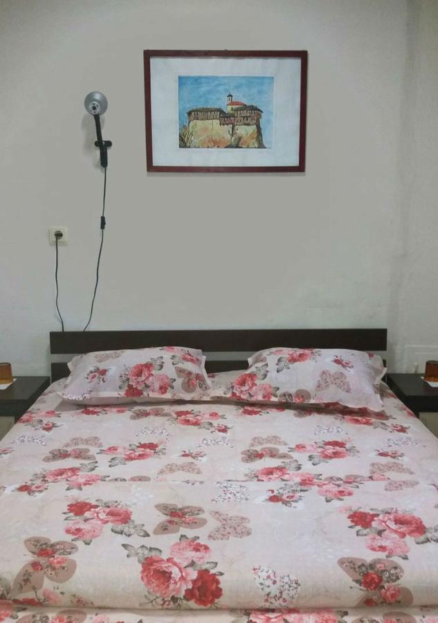 Стаи за гости ОРЕХА Троян Private rooms Oreha Экстерьер фото
