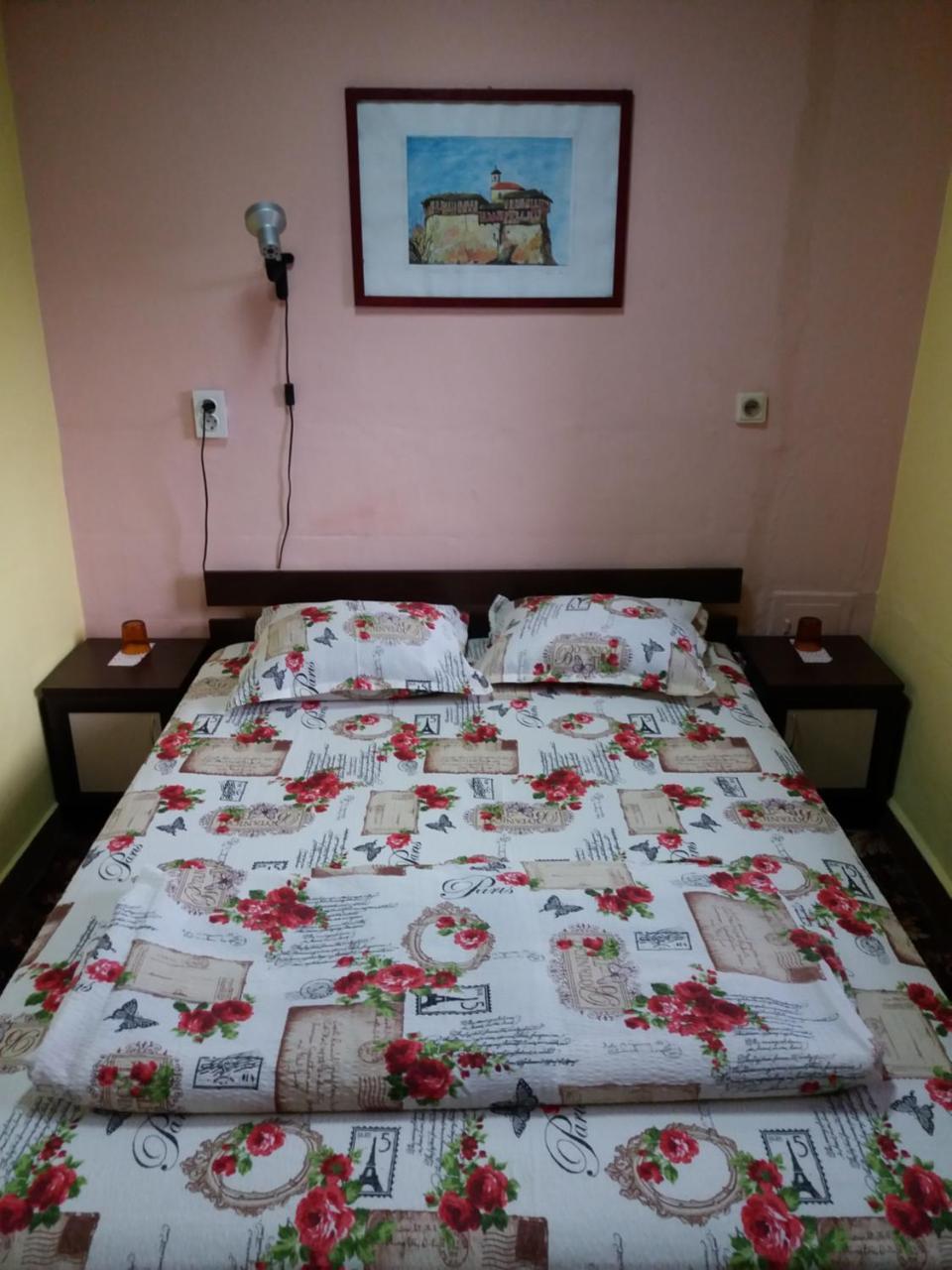 Стаи за гости ОРЕХА Троян Private rooms Oreha Экстерьер фото