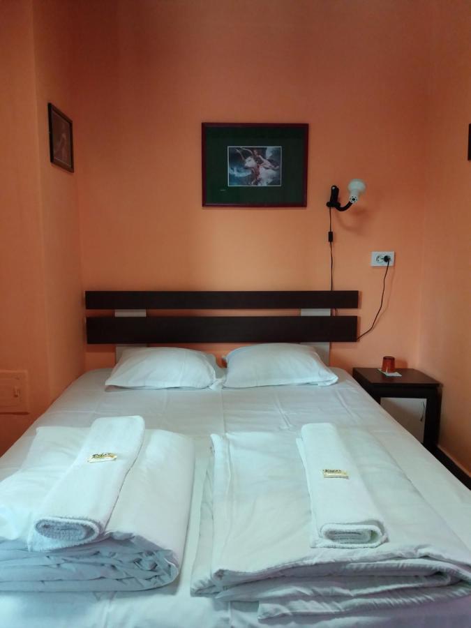 Стаи за гости ОРЕХА Троян Private rooms Oreha Экстерьер фото